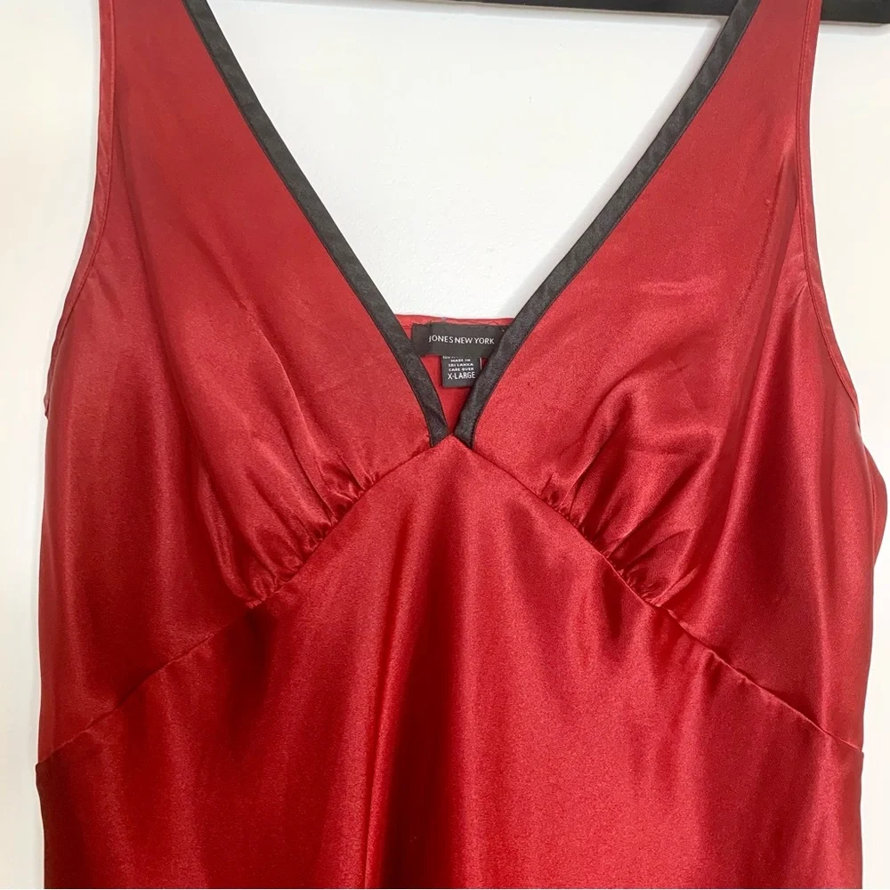 Red Satin Chemise Camisole Slip Jones New York Christmas Holiday Valentine’s - Picture 4 of 10